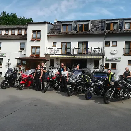 Penzion Waldpension Zum Felsenkeller 3*