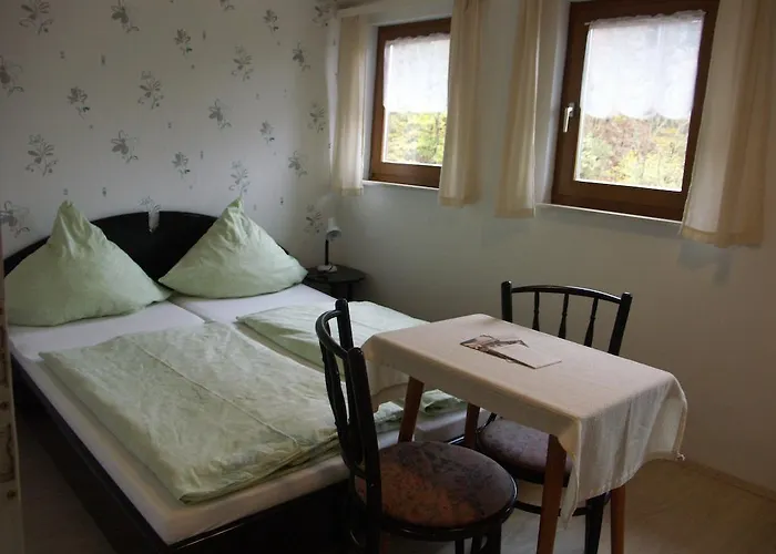 Гостевой дом Waldpension Zum Felsenkeller