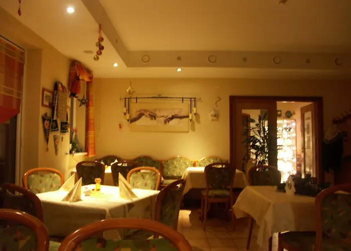 Gasthuis Waldpension Zum Felsenkeller 3*