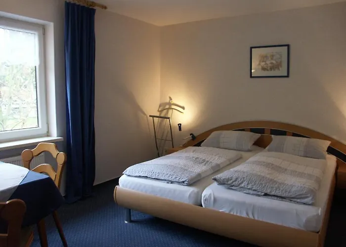 Waldpension Zum Felsenkeller 3*