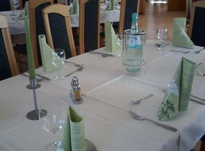 Gasthuis Waldpension Zum Felsenkeller Lichtenfels-Sachsenberg